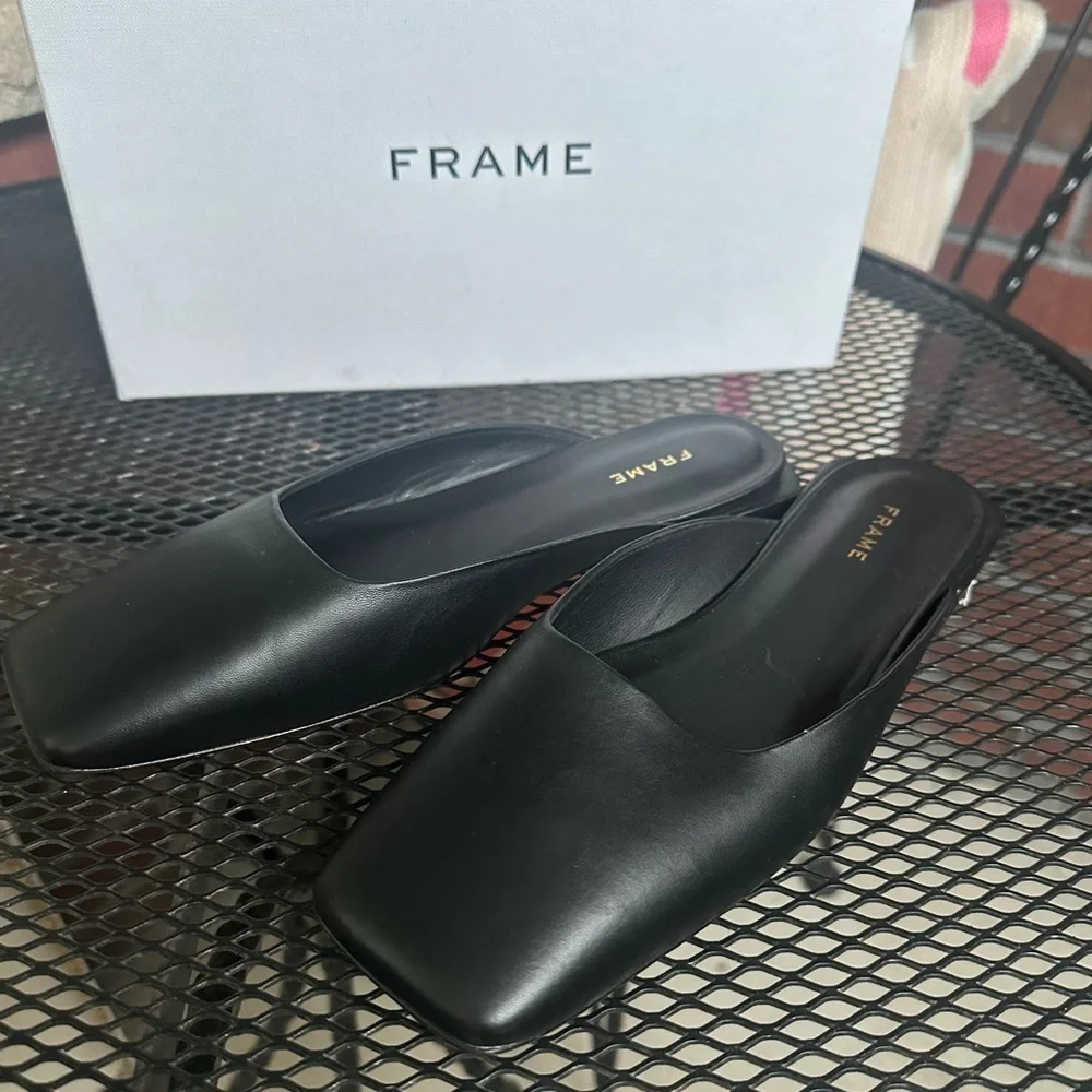 FRAME Le Town Black Leather Mules - Picture 4 of 7